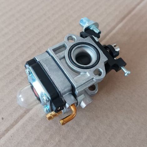 Le carburateur TL33 (TL33, TL26, TU26, Zenoah G26L) est un type à membrane, adapté aux moteurs Mitsubishi TL33/Komatsu G26L, avec un mélange air-carburant réglable.