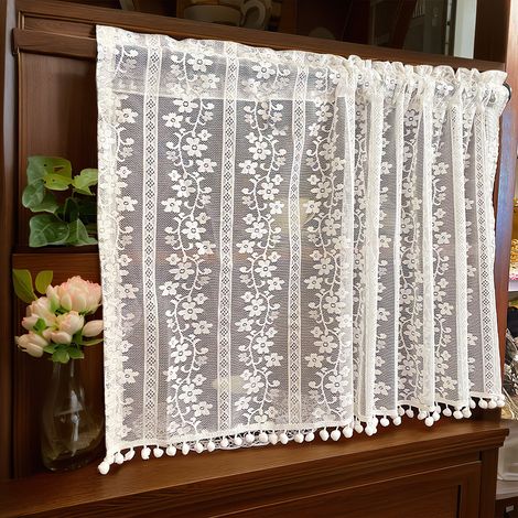 Rideau court dentelle blanche 100x60 cm passe-tringle, pompons sur le bas, pose directe sur tringle pour petite fenêtre et cuisine (1/5)
