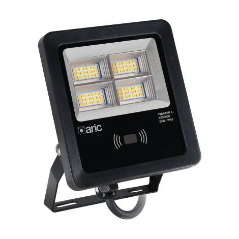 Außenstrahler aric Twister LED 23W schwarz modernes Design