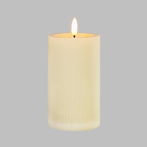 Bougie cylindrique avec nervures ø7,5cm H12,5cm effet cire Ivoire LED blanc chaud à piles (1/5)