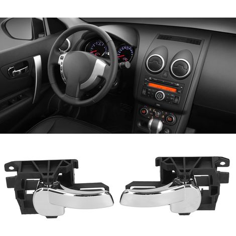 Une paire de poignées de porte intérieures pour Nissan Qashqai (1/5)