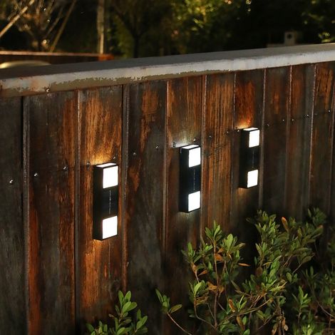 Lampe solaire extérieure LED étanche pour porte d'entrée, jardin, garage ou terrasse. (1/5)