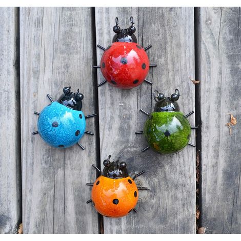 Dekoratives Metall-Gartenmauer-Set mit 4 niedlichen Marienkäfern, Skulpturen für die Außenwand