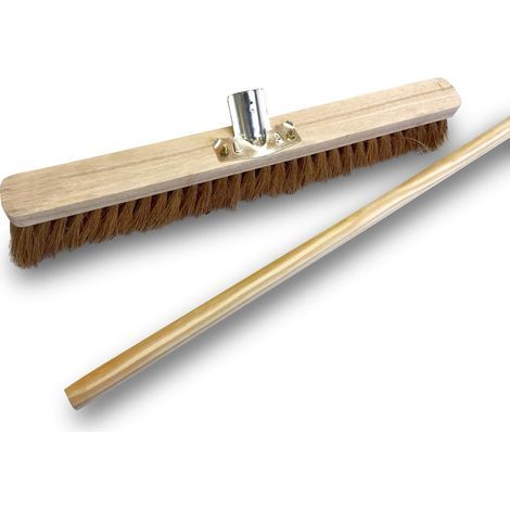 Street sweeper broom, coconut fibers, wooden sole, metal socket, 1.40m handle, outdoor use (1/5)