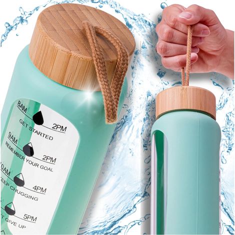 GLAS-WASSERFLASCHE mit motivierendem Messbecher, Silikonhülle, 1 l