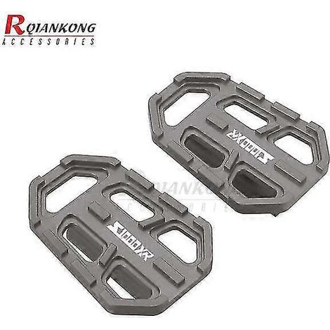 Motorradzubehör: Vergrößerte Hinterradbremshebel, Fußrastenauflagen für BMW R1200GS (2013–2018) – S1000xR Logo