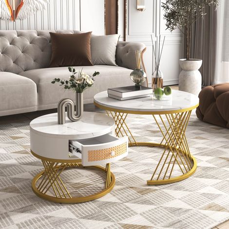 Lot de 2 tables basses rondes 70x70x45,5 et 50x50x38,5 cm, MDF effet marbre blanc, tiroir effet rotin, pieds métal doré (1/5)