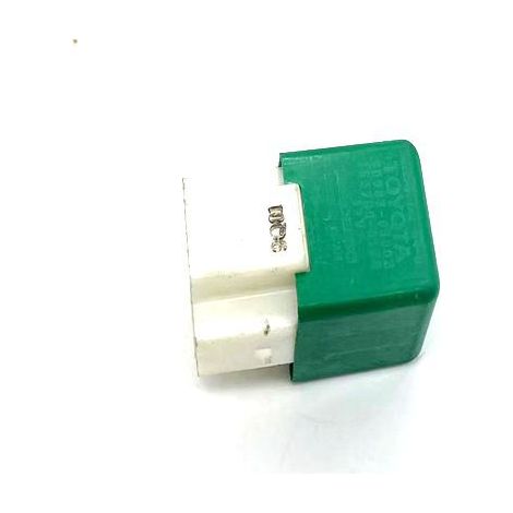 90987-03003 ist ein Kühlerventilatorrelais für Toyota RAV4 GS300. (1/4)
