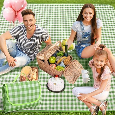 Couverture de pique-nique 200x200cm, imperméable, pliable avec poignée, adaptée aux jardins, tables à manger, barbecues, verte. (1/4)