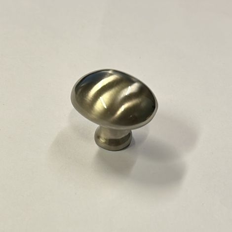 Pomolo in zama - 24 x 29 mm. - nichelato