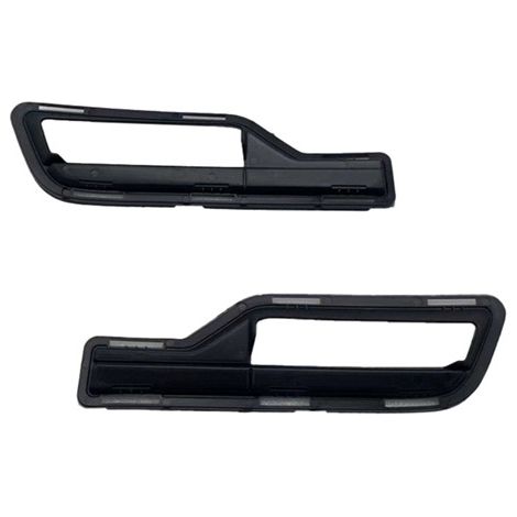 1 pair of 53113-YP110 and 53112-YP110 are suitable for the lower grille radiator of Toyota Hilux. (1/4)