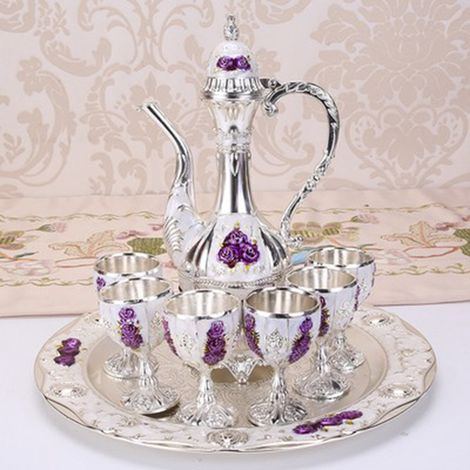 Service à vin (Fleurs argentées, blanches et violettes), décoration intérieure style cour