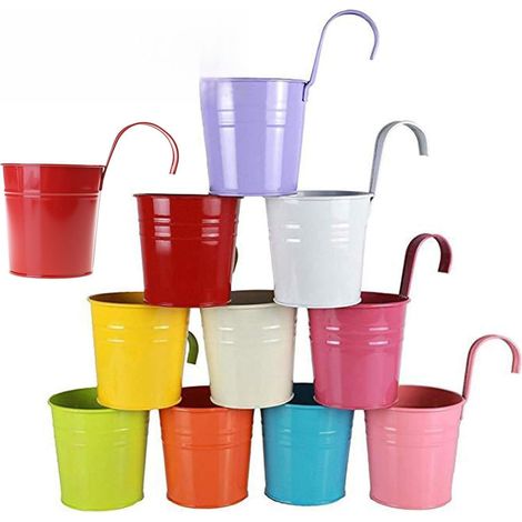 Petit pot de jardin en métal, vase suspendu pour ou balcon, idéal un jardinage créatif.