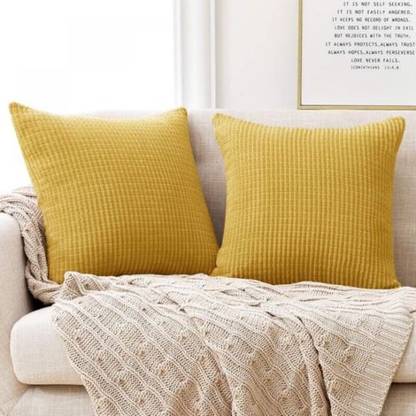 Lot de 2 Housse de Coussin Jaune Moutarde en Velours 40x40cm pour Salon Housse De Coussin Decoratif (1/4)
