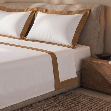Parure de Lit 2 Personnes en Coton - Drap Housse, Drap Plat 250x295 et 2 Taies d'Oreiller - Satin Beige