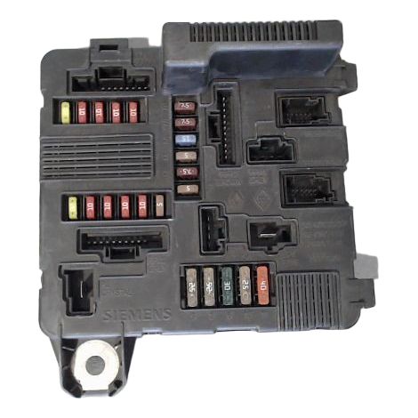 Boite A Fusibles RENAULT Megane [PRODUIT D'OCCASION]♻️8200306033