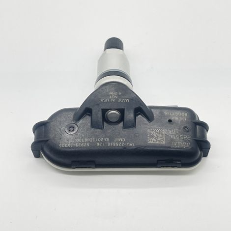529333X305 is a tire pressure sensor (TPMS) suitable for Hyundai Elantra and Kia vehicles. (1/4)