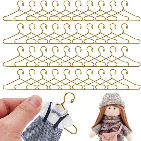 Lot de 40 mini cintres en métal 6,6 x 4,6 cm pour petits vêtements, petits cintres en fil doré pour maison de poupée, armoire, robe (1/5)