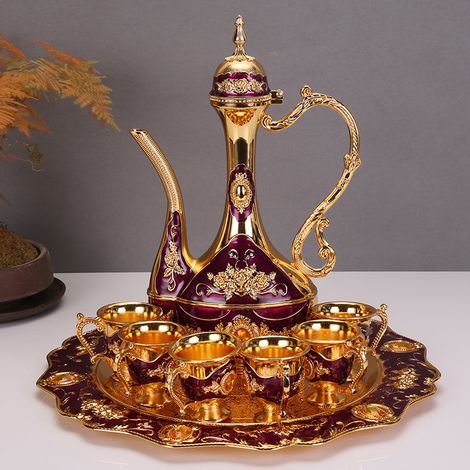 Verres à vin, verres à pied et service à vin en alliage (or et violet) (1/3)