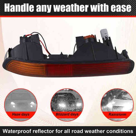 MR508784 is suitable for the right rear bumper light of a Mitsubishi Pajero Montero V75 V77 (model 00-03). (1/4)