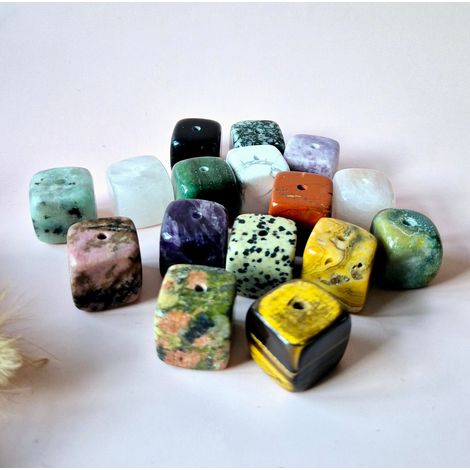 Porte-encens Cube en Pierre Naturelle Fait Main Support pour Bâtonnet d'Encens 20 mm - PANGIVO (1/5)