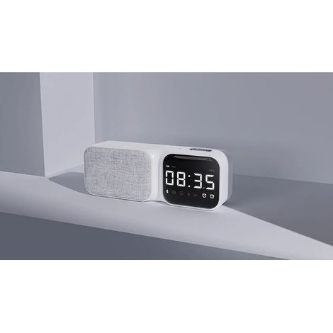 Récepteur radio FM portable avec haut-parleur stéréo Bluetooth, réveil de bureau, affichage LED, prise en charge des appels mains libres et de la lecture de cartes AUX/TF. (1/5)