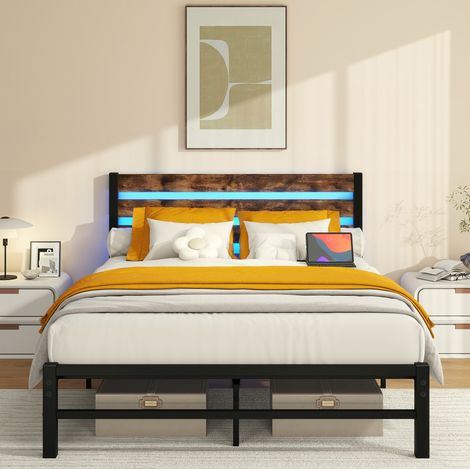 Letto matrimoniale 140x200 cm in metallo e legno marrone, con contenitore per camera FloraGrace (1/5)