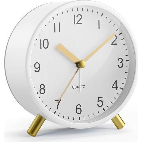 Réveil analogique silencieux sans tic-tac. horloge de chevet classique en métal avec veilleuse et grand écran. réveil à piles pour chambre à coucher. enfants. personnes âgées (blanc) (1/5)