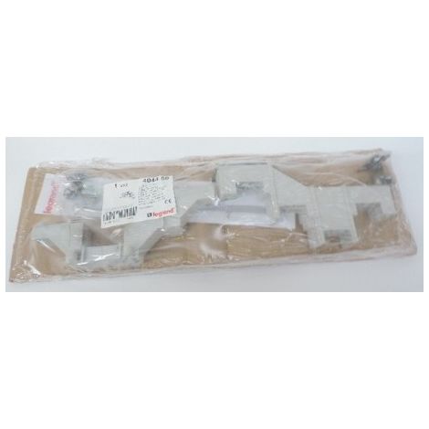 Support isolant pour barre aluminium en C 250A ou 400A répartition VX³ en gaine à câbles XL³800 ou XL³400 LEGRAND 404450