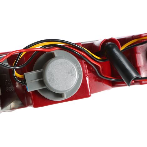 GARRYFIZH Remplacement du feu arrière droit inférieur du pare-chocs pour Audi 2.0T 2009-2015 8R0945095B (1/5)