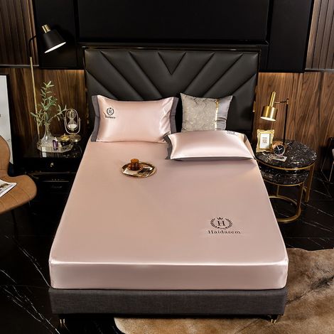 Housse de matelas brodée en soie glacée Hilton, trois pièces, parure de lit Haidasem, couleur jade poudré, ensemble de lit trois pièces de 2 m. (1/5)