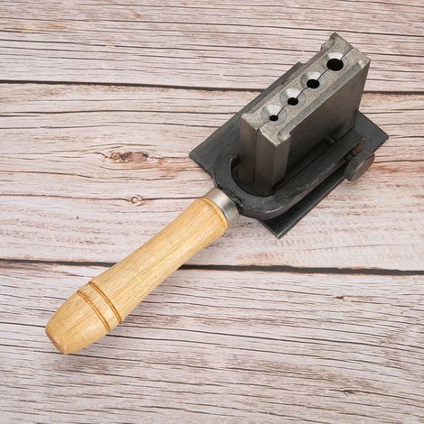 Outil de traitement pour la fabrication de bijoux, avec rainures à huile et manche en bois (S) (1/5)
