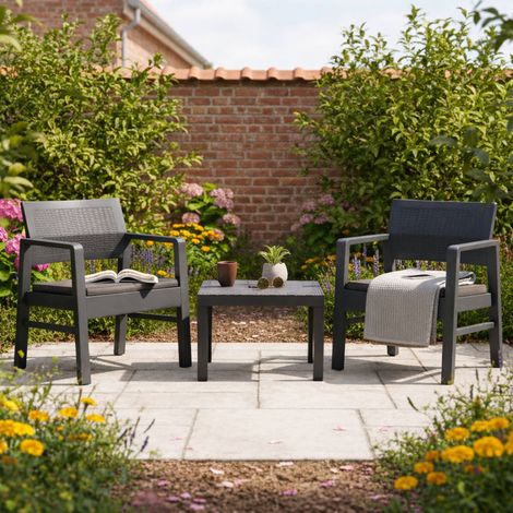 Dmora Ensemble d'extérieur avec deux fauteuils et table basse, Fabriqué en Italie, Ensemble de balcon imperméable, Couleur anthracite (1/3)