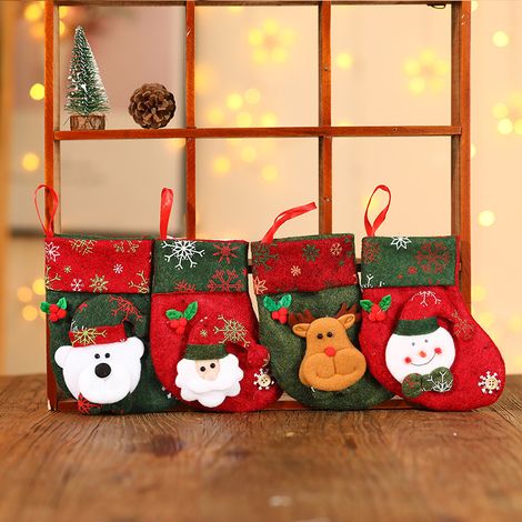 Weihnachtsdekoration, 4-teiliges Weihnachtssocken-Set, Geschenktüte zum Aufhängen, Hirsch + alter Mann + Schneemann + kleiner Bär – Stil 2