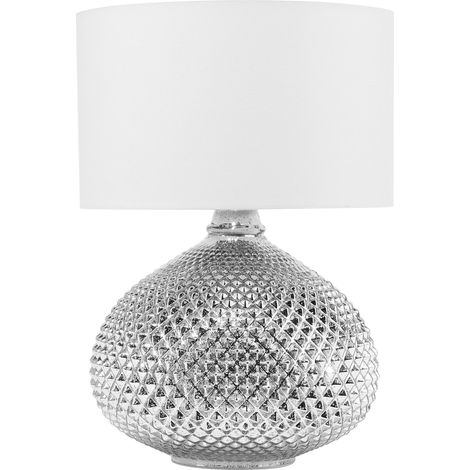 Lámpara de mesa plateada con pantalla blanca 55 cm base de vidrio de brillo intenso estilo glamour Madon (1/5)
