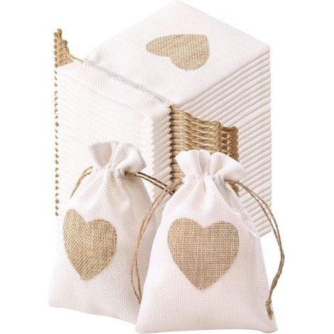 Set mit 30 Jutesäckchen, 10 x 14 cm – Beige mit Herzmuster – Geschenktüten für Süßigkeiten, Schmuck, kandierte Mandeln – Wiederverwendbar und umweltfreundlich – 30 Stück (1/5)