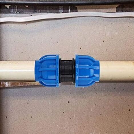 Raccordo dritto in PE da 32 mm – Connettore per tubo dell'acqua in plastica – Resistente alla corrosione – Riduce la perdita di pressione – Confezione da 2 (1/4)
