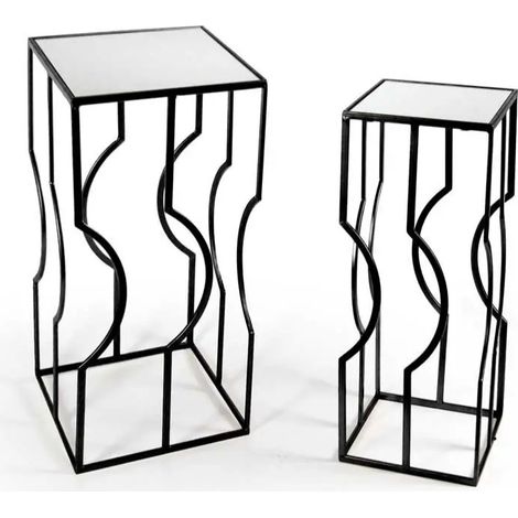 Set aus zwei eleganten metallischen Tischchen 33 x 70 und 25 x 65 cm