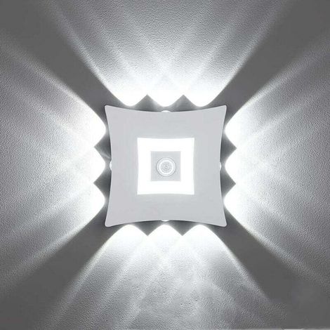 Applique murale salon et entréeApplique murale extérieure moderne à LED 18 W avec capteur de mouvement PIR, applique murale étanche IP65, applique murale en aluminium de jardin blanc froid 6000 K, bla (1/5)