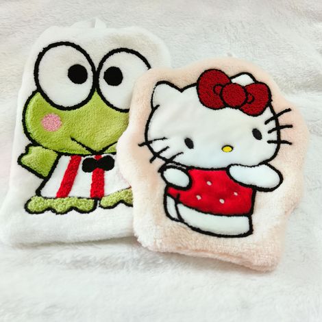 Serviette de toilette rapide Sanrio Hello Kitty Kuromi - Serviette suspendue mignonne en polaire corail avec un adorable motif de personnage pour la décoration, (1/5)