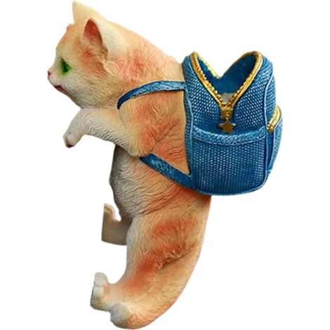 Lebensechte Katzenfigur aus Kunstharz mit Rucksack hängend
