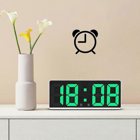 Ce réveil numérique noir et high-tech est doté d'un grand écran LED et convient parfaitement aux chambres, cuisines et bureaux. Il possède un cadre blanc, est entièrement fonctionnel et réveille en 26 (1/5)