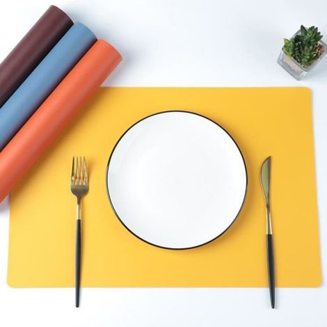 Lot de 2 Sets de Table en Silicone pour Enfants, imperméables, résistants à la Chaleur, antidérapants, faciles à Nettoyer,Jaune (1/2)
