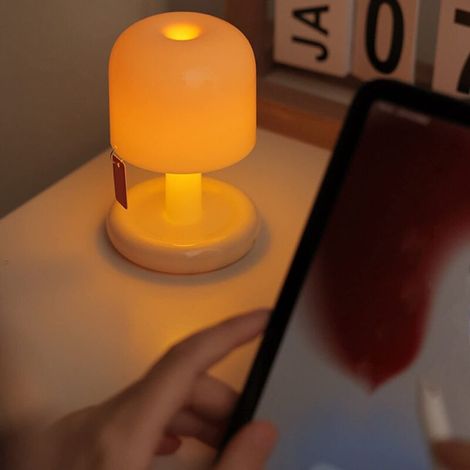 Luce notturna per rubinetto PC con timer di 1 ora, controllo del rubinetto, luce per favorire il sonno del bambino, luce notturna per l'allattamento, luce ambientale da comodino per neonati e bambini 
