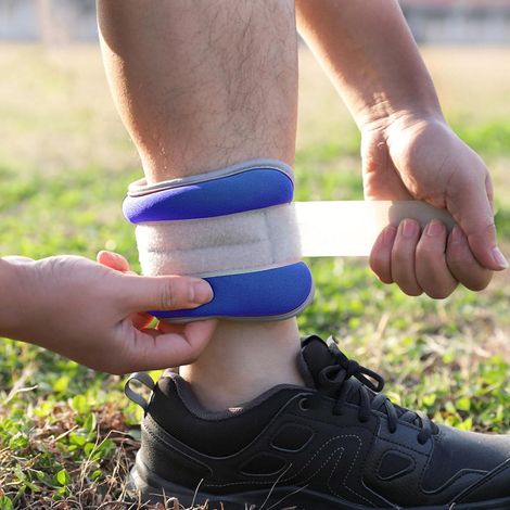 Ensemble de Poids de Cheville Rembourrés pour L'entraînement de Force et la Gymnastique, Sangles de Poids de Poignet Invisibles pour Hommes et Femmes (1/5)