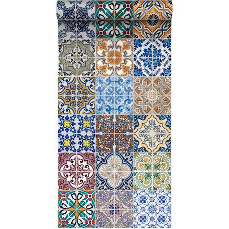 papier peint intissé XXL carreaux de ciment bleu, orange, vert et beige - ESTAhome (1/5)