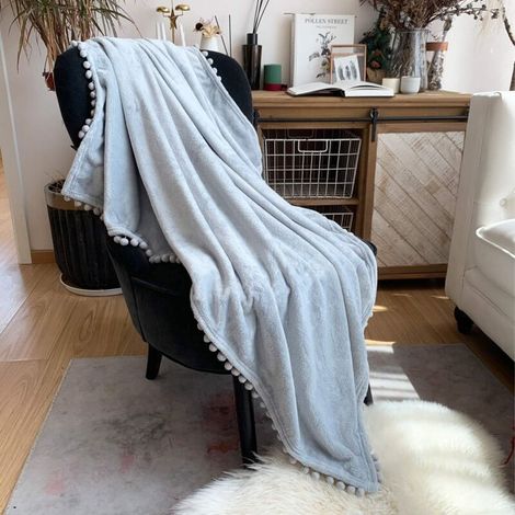 Flannel Blanket with Pompom, Nap Blanket, Cozy Bed Blanket, Soft Throw Blanket for Sofa Bed, Suitable for All Seasons (Light Gray, 150 x 200 cm) (1/5)