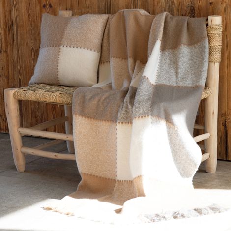 Plaid à carreaux aspect mohair Beige 130x180 cm
