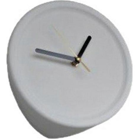 Horloge murale décorative blanche pour salon, style esthétique. (1/5)