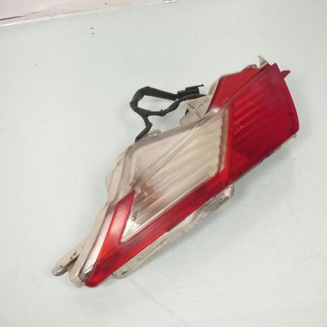 [PRODUIT D'OCCASION] Feu arrière gauche origine pour scooter Honda 150 Pantheon 2003 à (1/2)